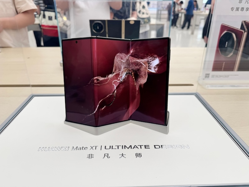 Huawei Mate XT The World’s First Triple-Folding Smartphone Set to Enter Global Markets